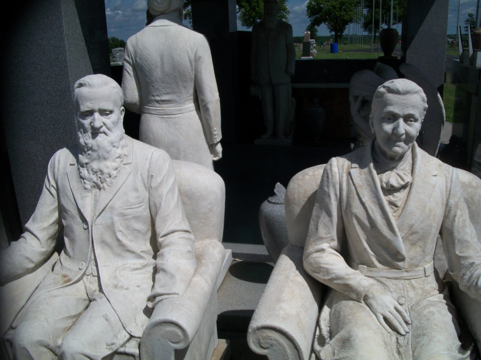 Life on the Road Davis Memorial in Hiawatha, Kansas