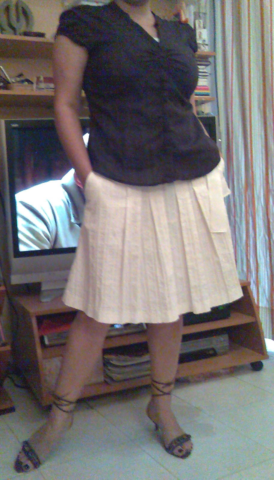 [falda2 copia[1].JPG]