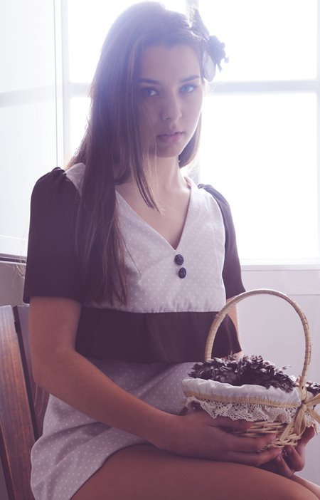 [BLUSON+MARRON+TOPOS.jpg]