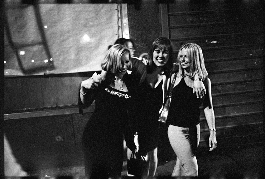 Nadie Se Conoce Summer 2000 On This Warm Summer Night A Naked