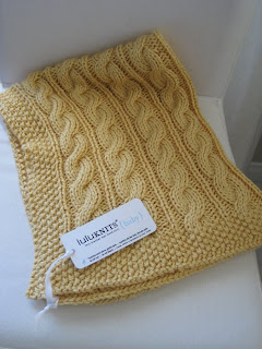 LuluKnits: Violets Cable Knit Blanket