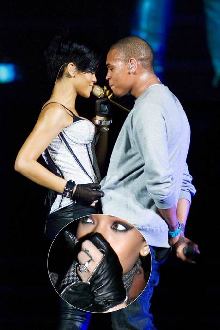 [gallery_main-rihanna-chrisbrown-engaged-photos-01072009-13.jpg]