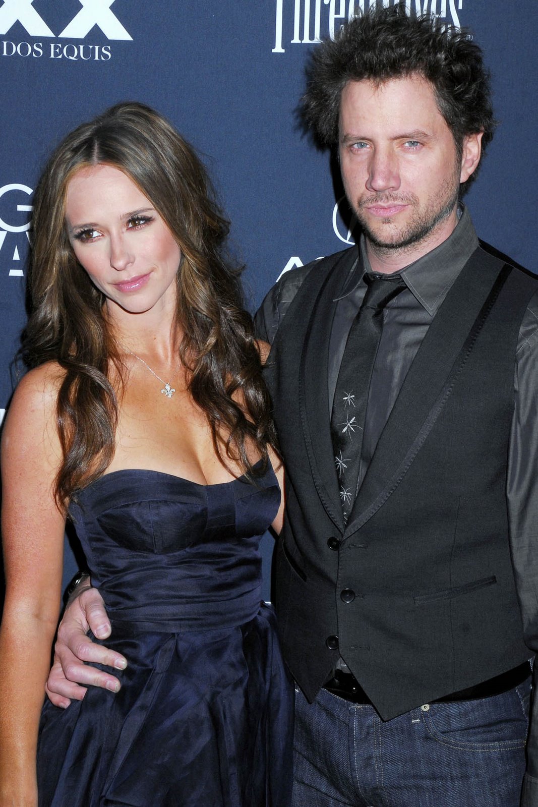 [jlh_9_premiere_big.jpg]