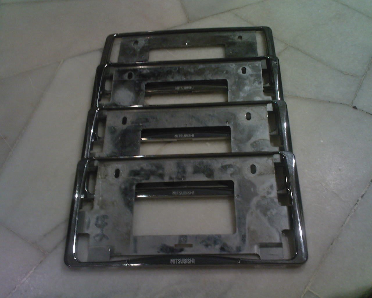 [PLATE+HOLDER+01.jpg]