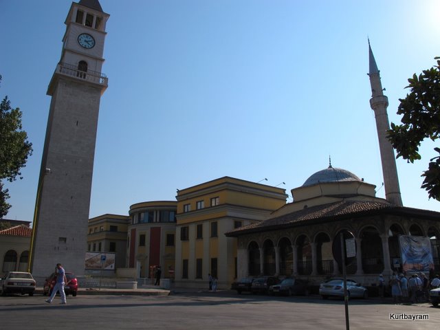 simdi gezelim tiran arnavutluk un baskenti