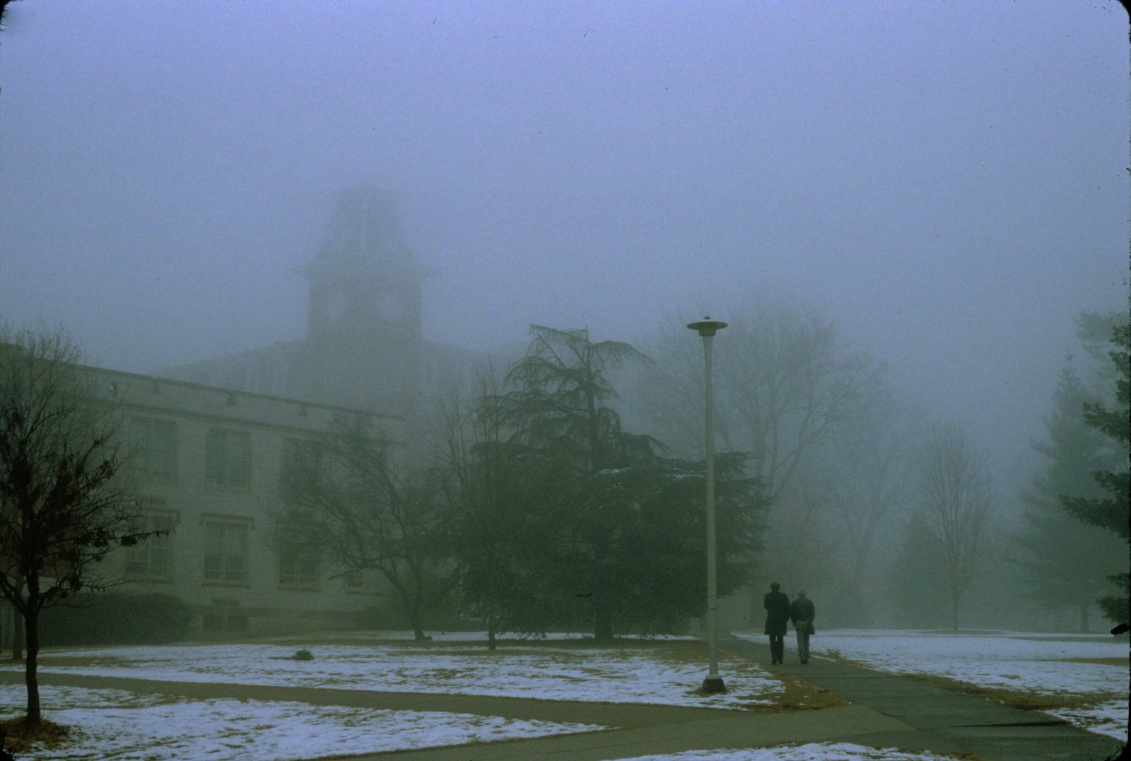 [Old+Main+in+the+Snow.jpg]