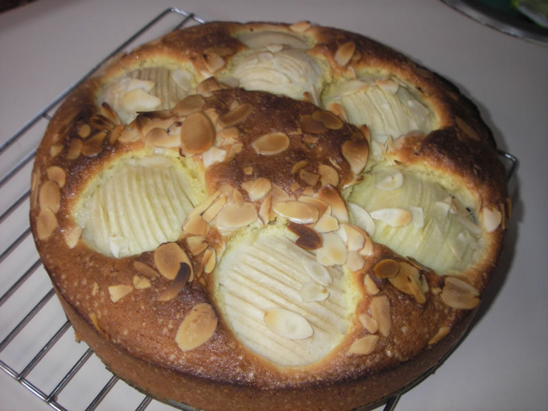 Clinging To The Wreckage Betty S Tearoom Apple Cake