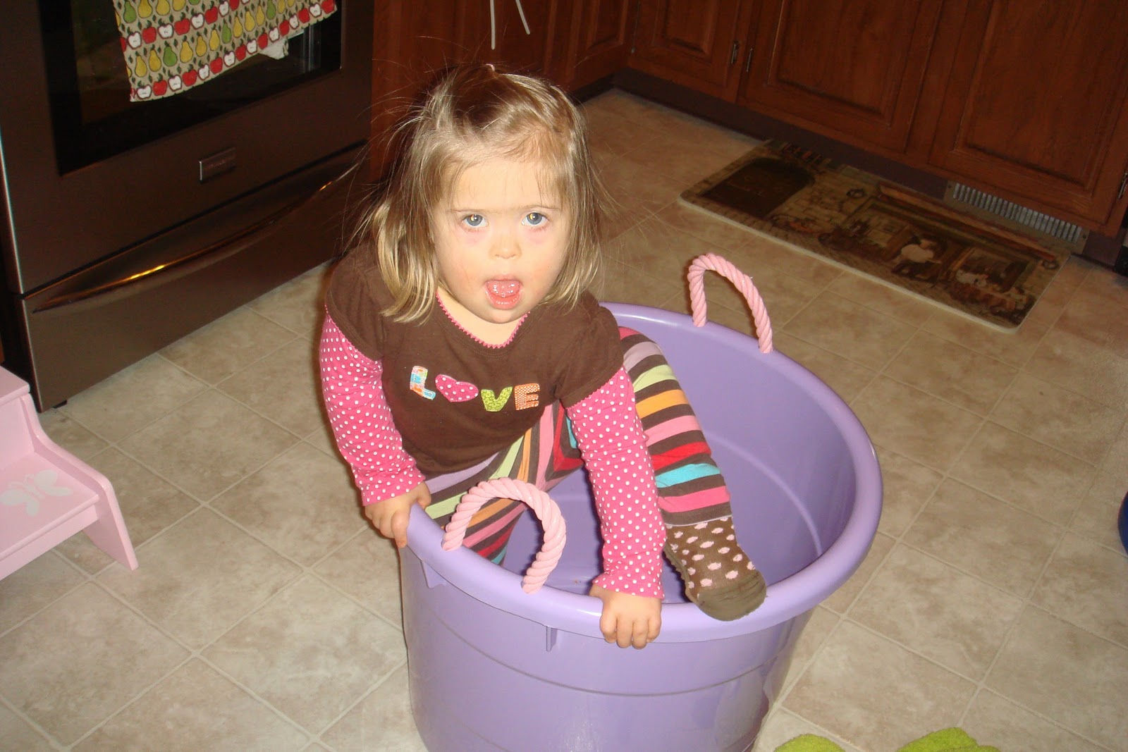 Three Little Bees! Bucket Therapy!