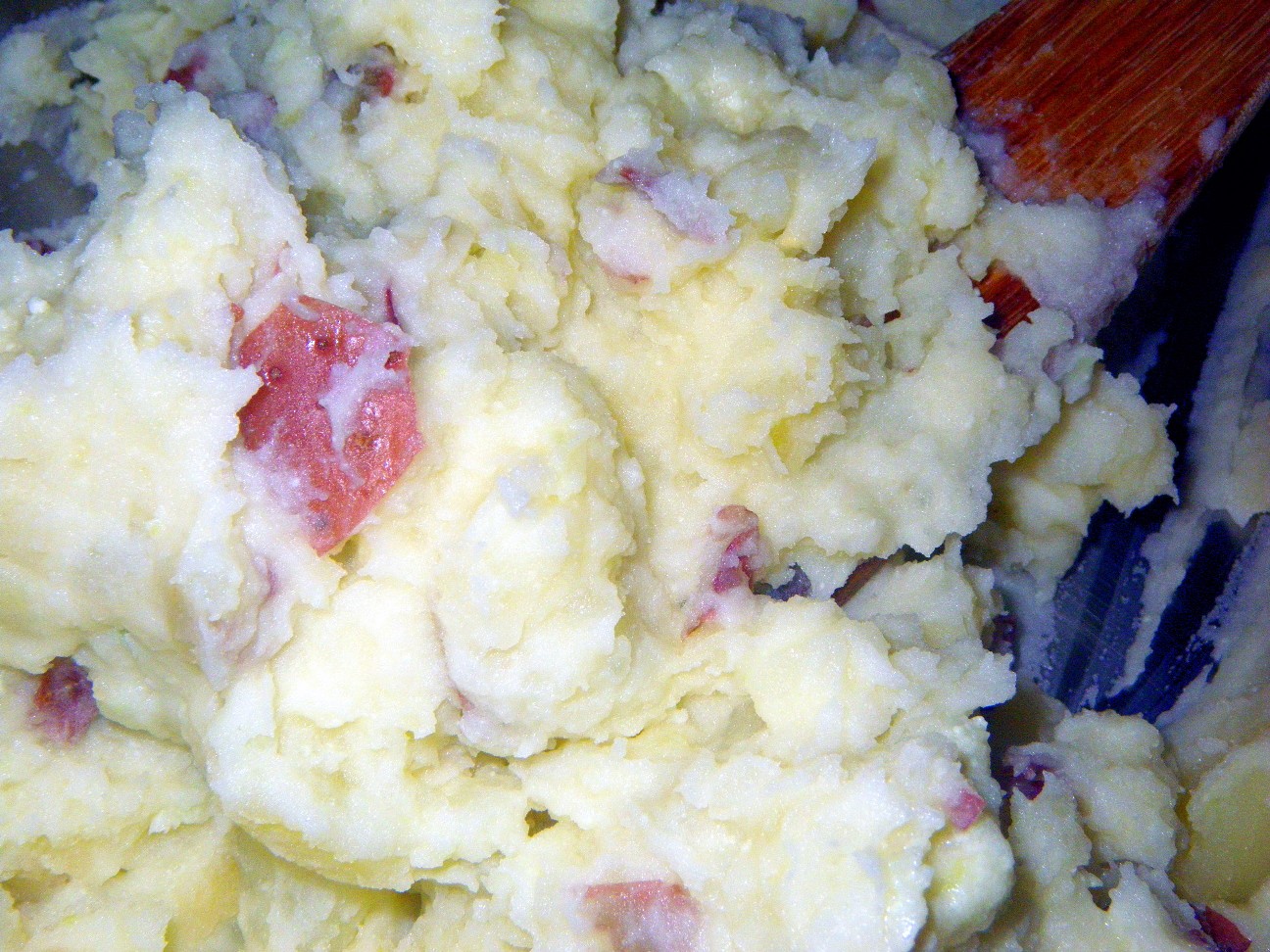 52 Ways to Cook Mashers Garlic Mashed Potatoes ala Alton Brown