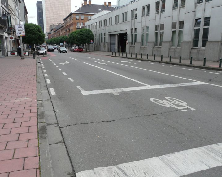 [brussels_bikebox.jpg]