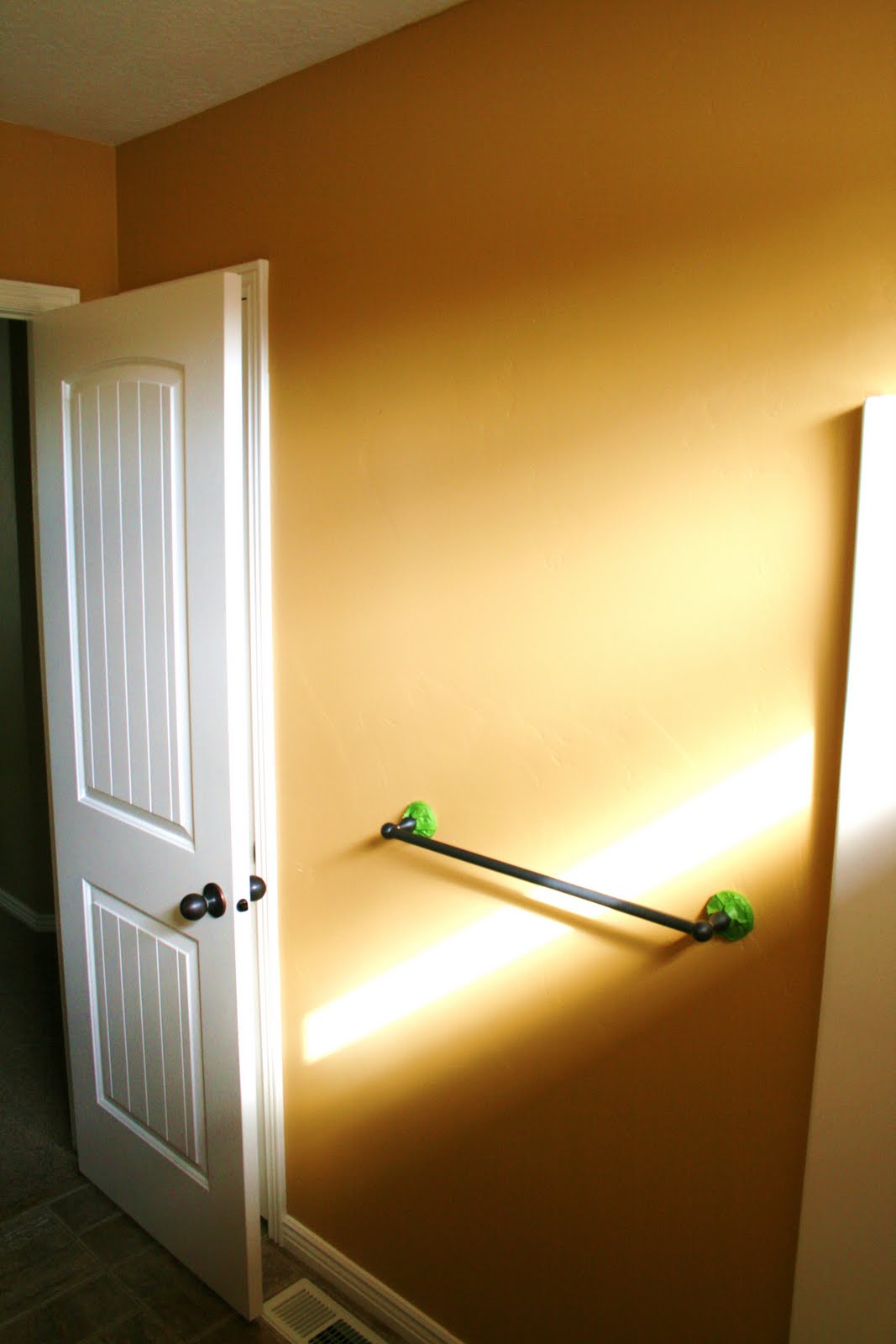 [Primed+Bathroom+005.JPG]