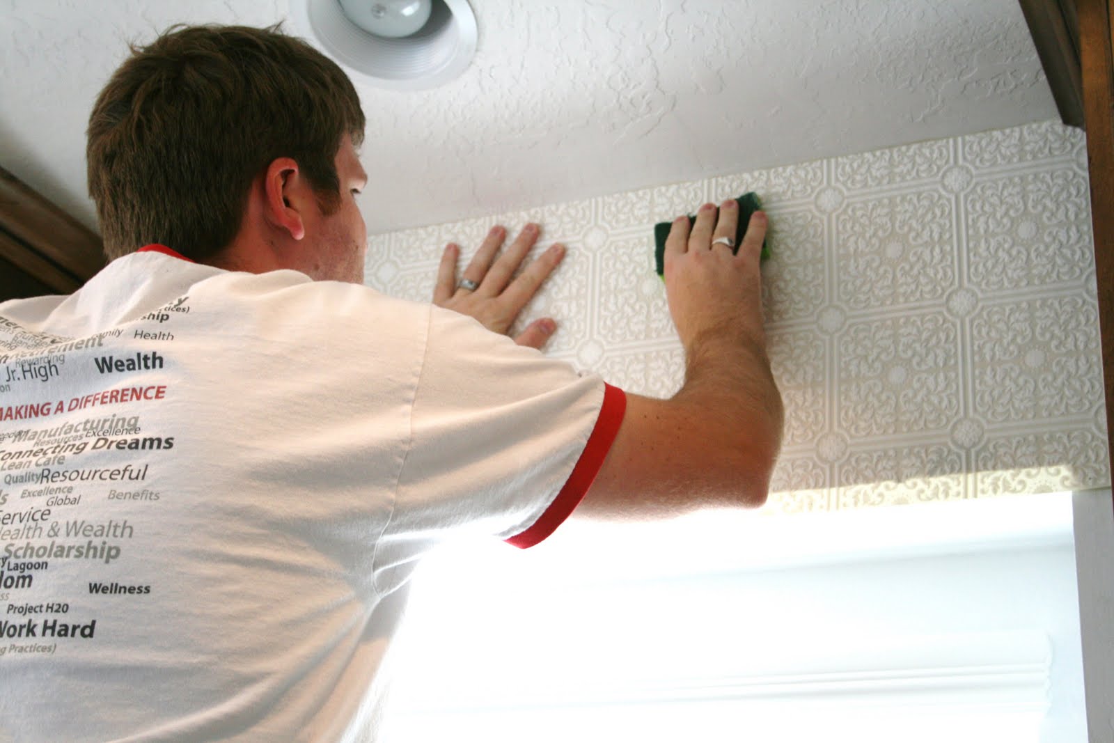 [Kitchen+Wallpaper+and+Yard+008.JPG]