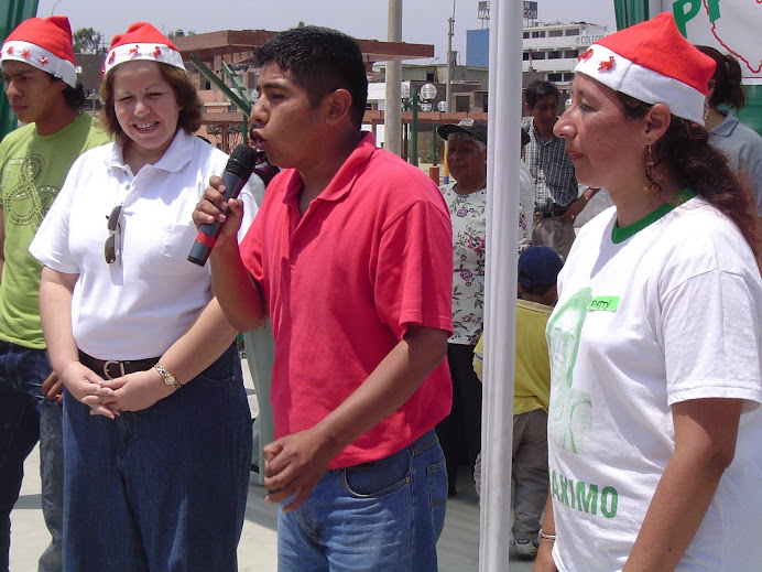 BIENVENIDA DR.LOURDES FLORES NANO