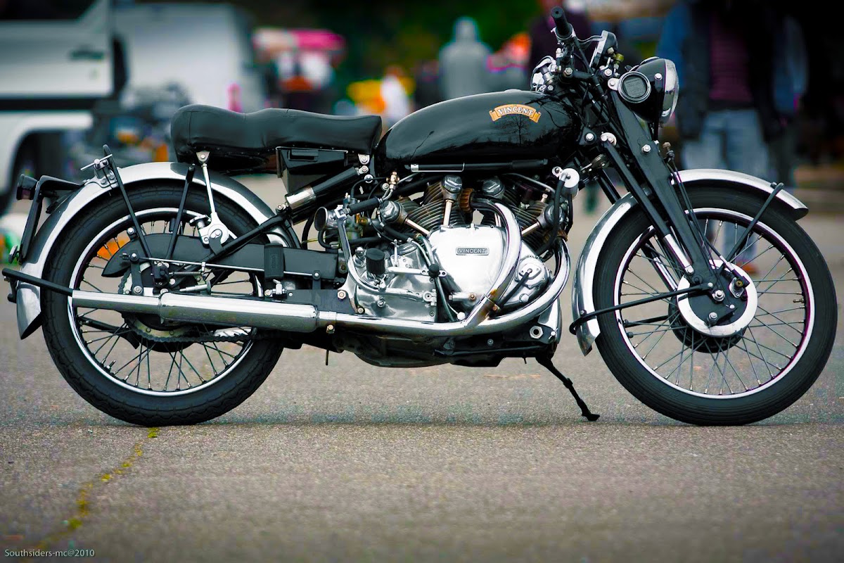 1951 vincent rapide - right | photo by southsiders