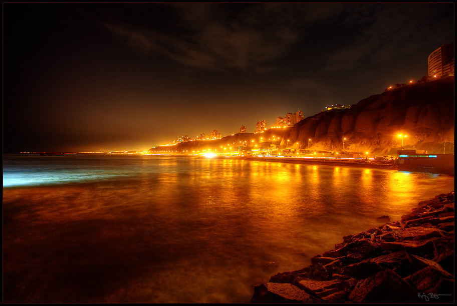 PLAYA DE NOCHE