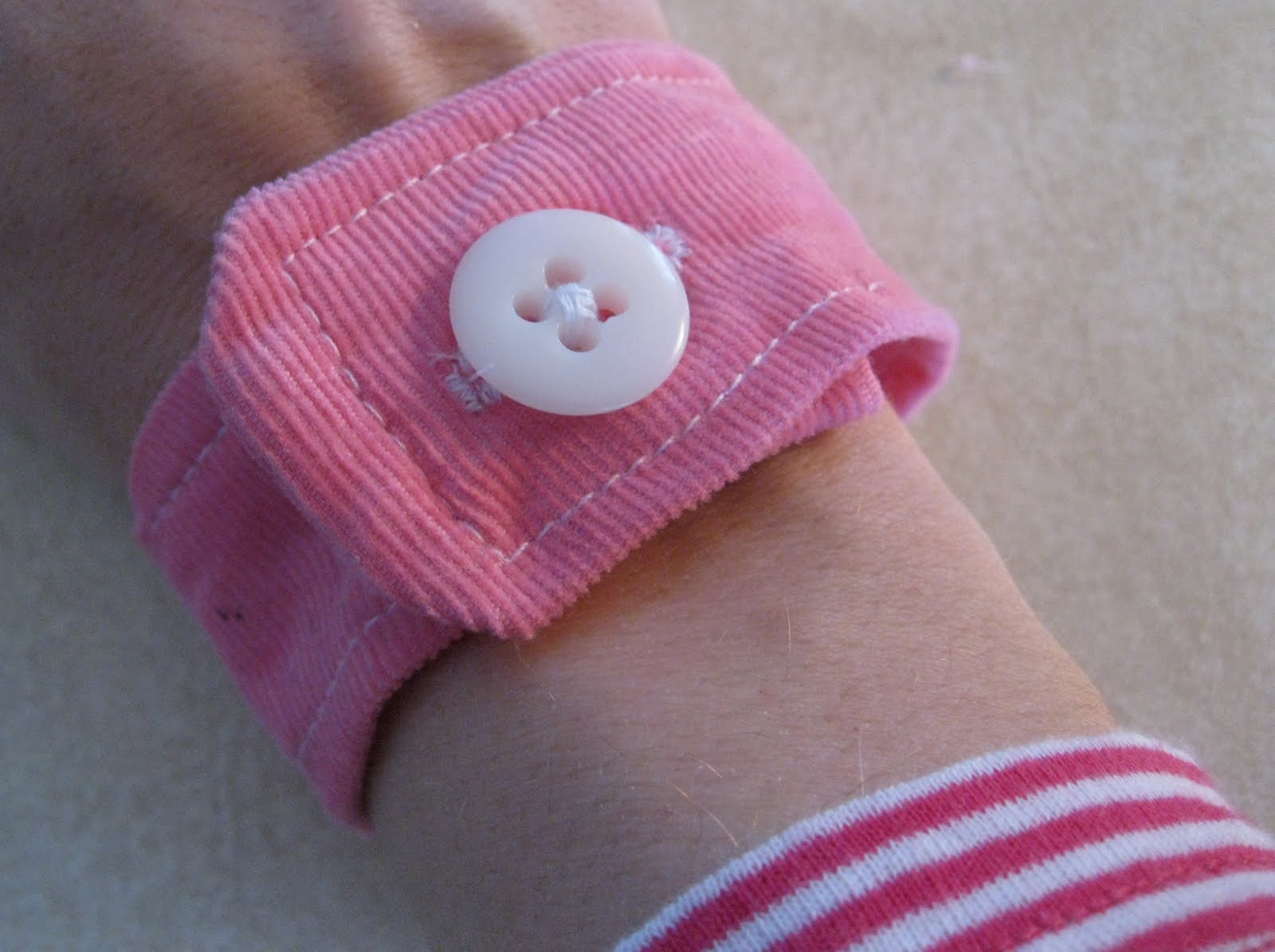 Monkey See, Monkey Do! Simple Fabric Cuff Bracelet Tutorial