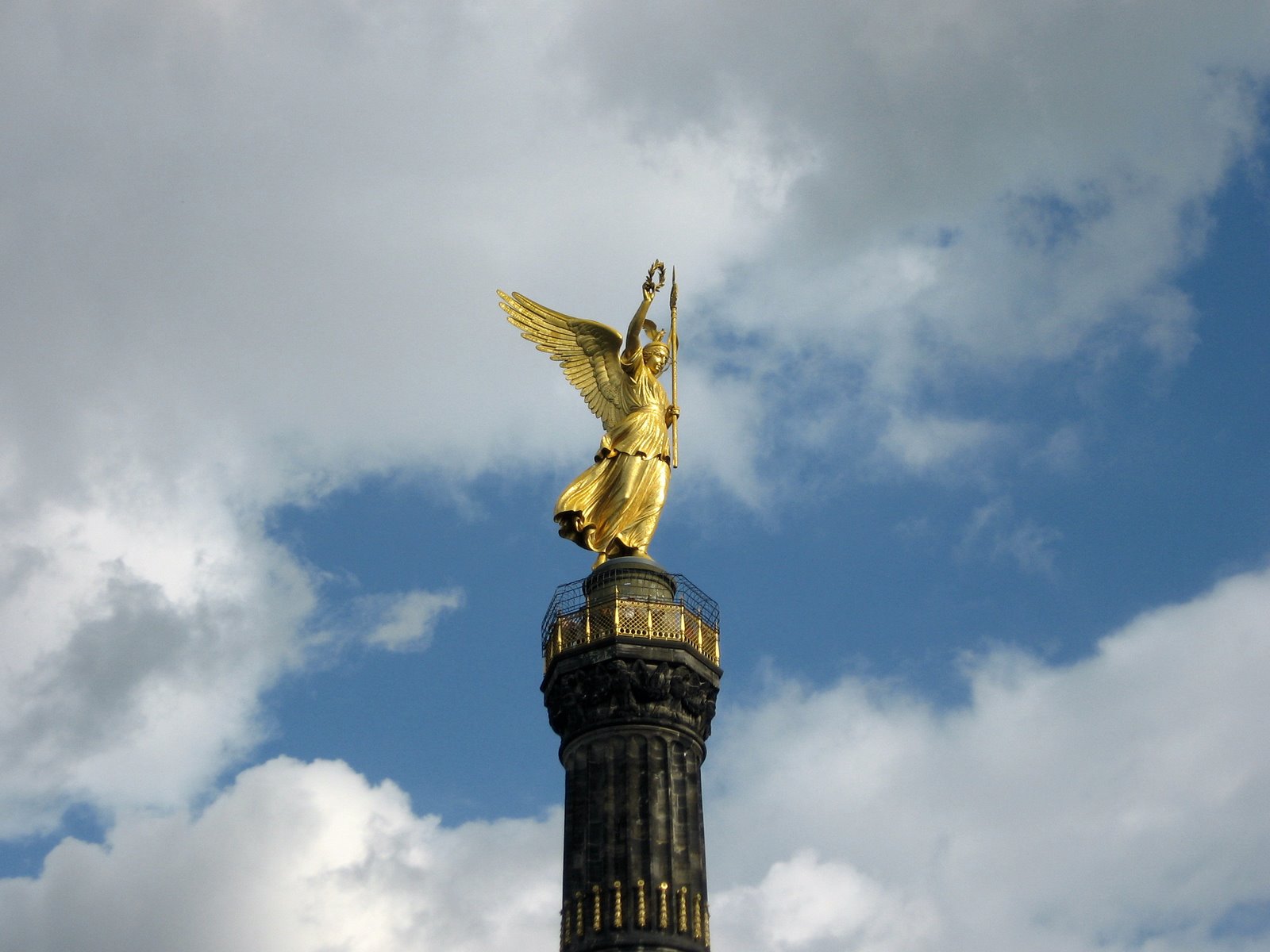[IMG_5780.jpg]