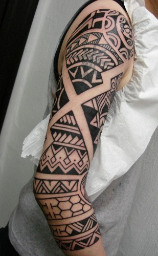 [polynesian-arm-tat.jpg]