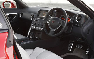  2009 Nissan GT-R -4