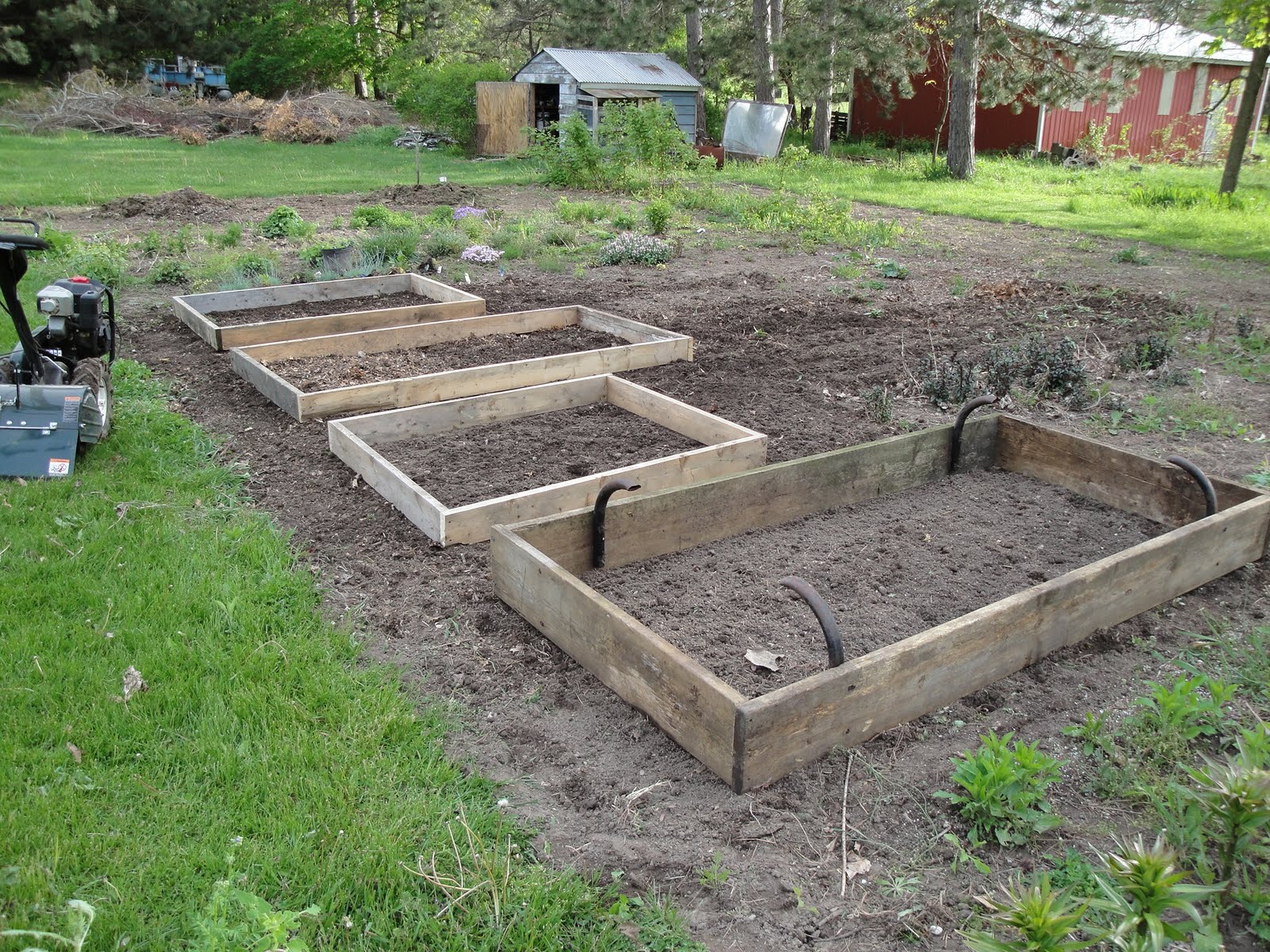 Live to Garden Raised Beds and Cold Frames