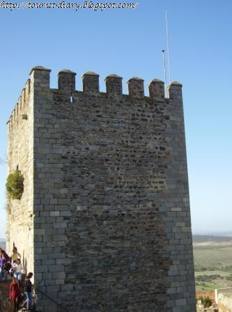 [Castelo+de+Monsaraz31.JPG]