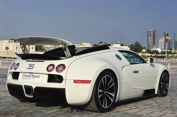 Bugatti Veyron 16.4 Grand Sport Bugatti Veyron 16.4 Grand Sport