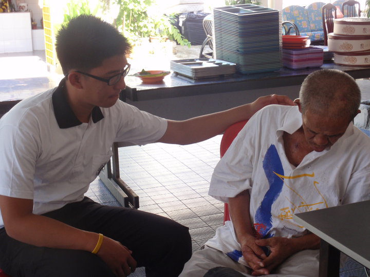 Example essay visit to old folks home picture