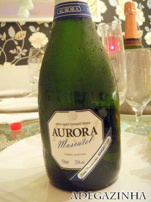 Nesse momento, verso bebida - Pgina 15 Aurora+Moscatel