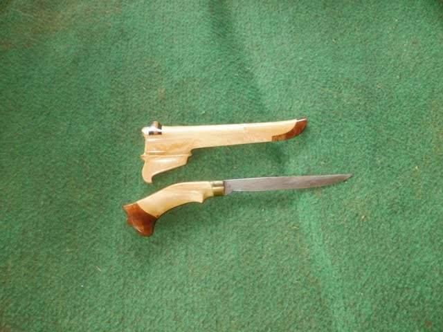 Golok Langkasuka ITEM 0030 Pisau Kecil Sarung Kayu Kemuning