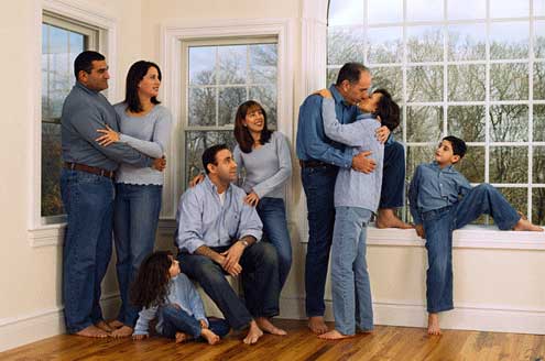 [family10.jpg]