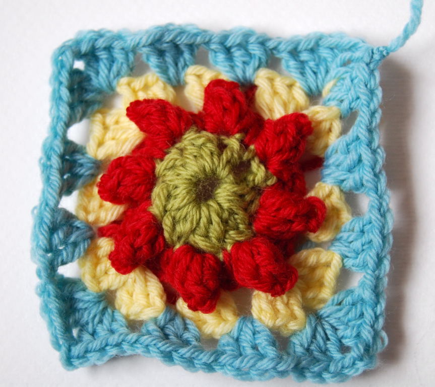 JuliaCrossland Popcorn Flower Granny Squares Tutorial