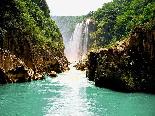 Cascada de Tamul