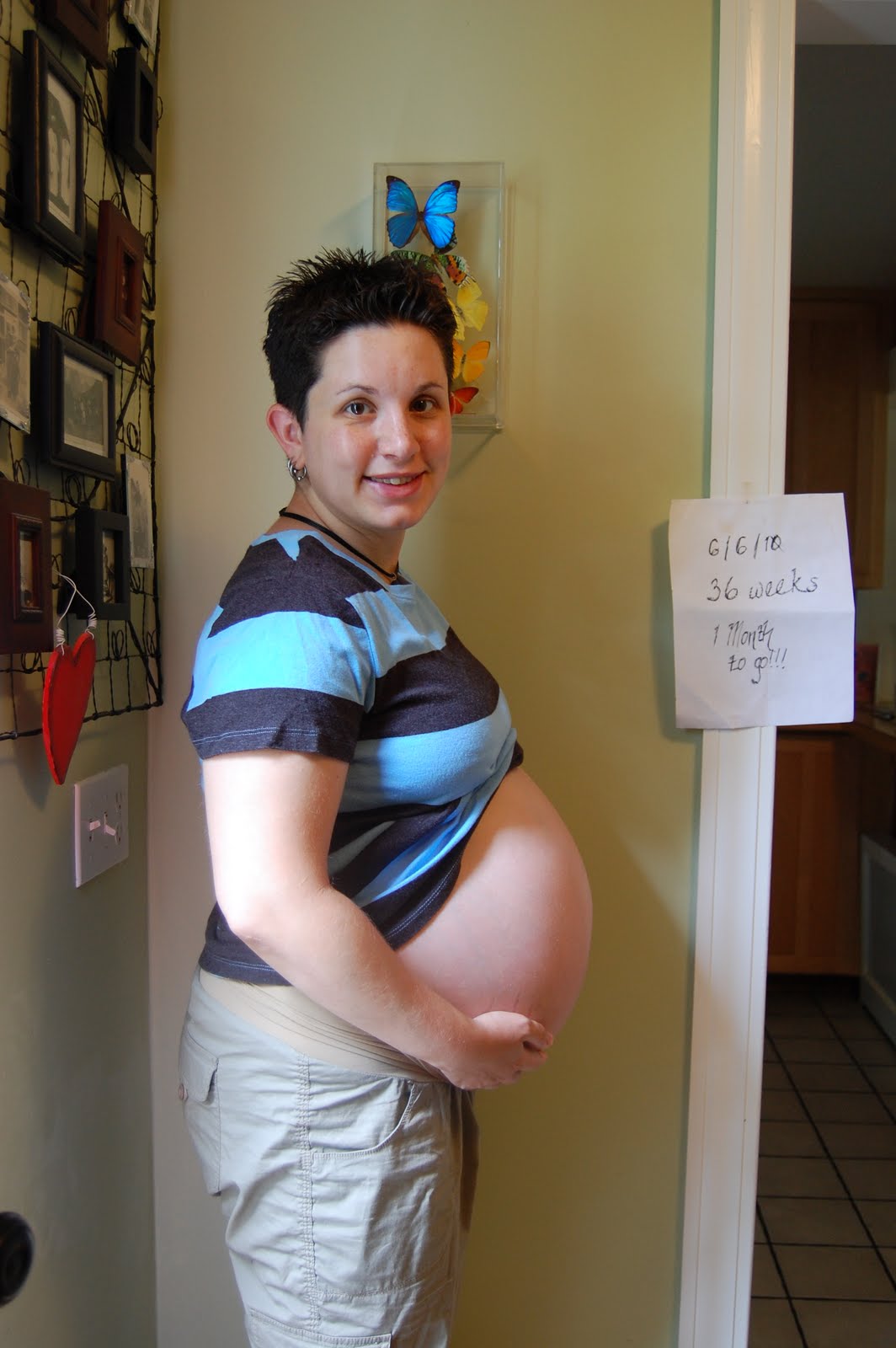 2 Chicks 1 Kid June 2010