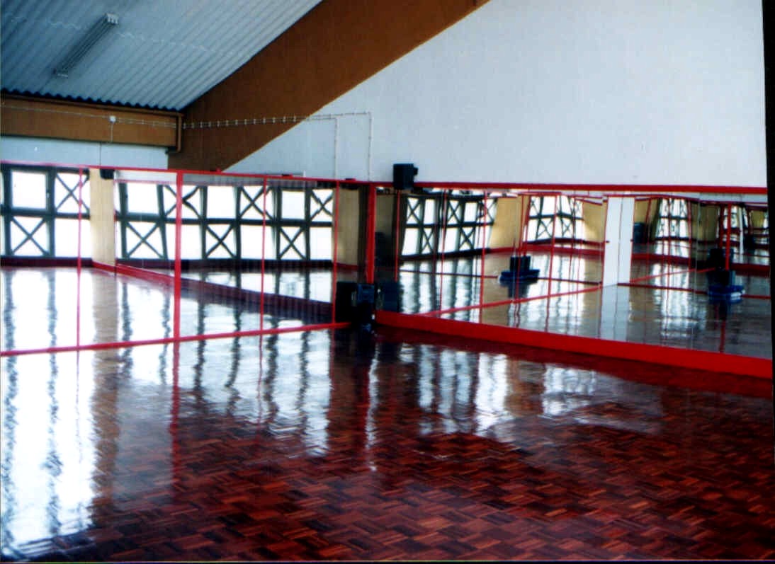 [SALA++AULAS+2.JPG]