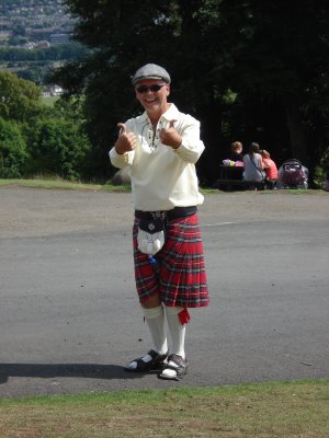 [Grandpa_Keith+Kilt.jpg]