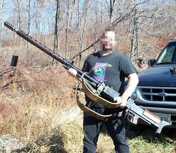 hillbilly+with+machine+gun.jpg