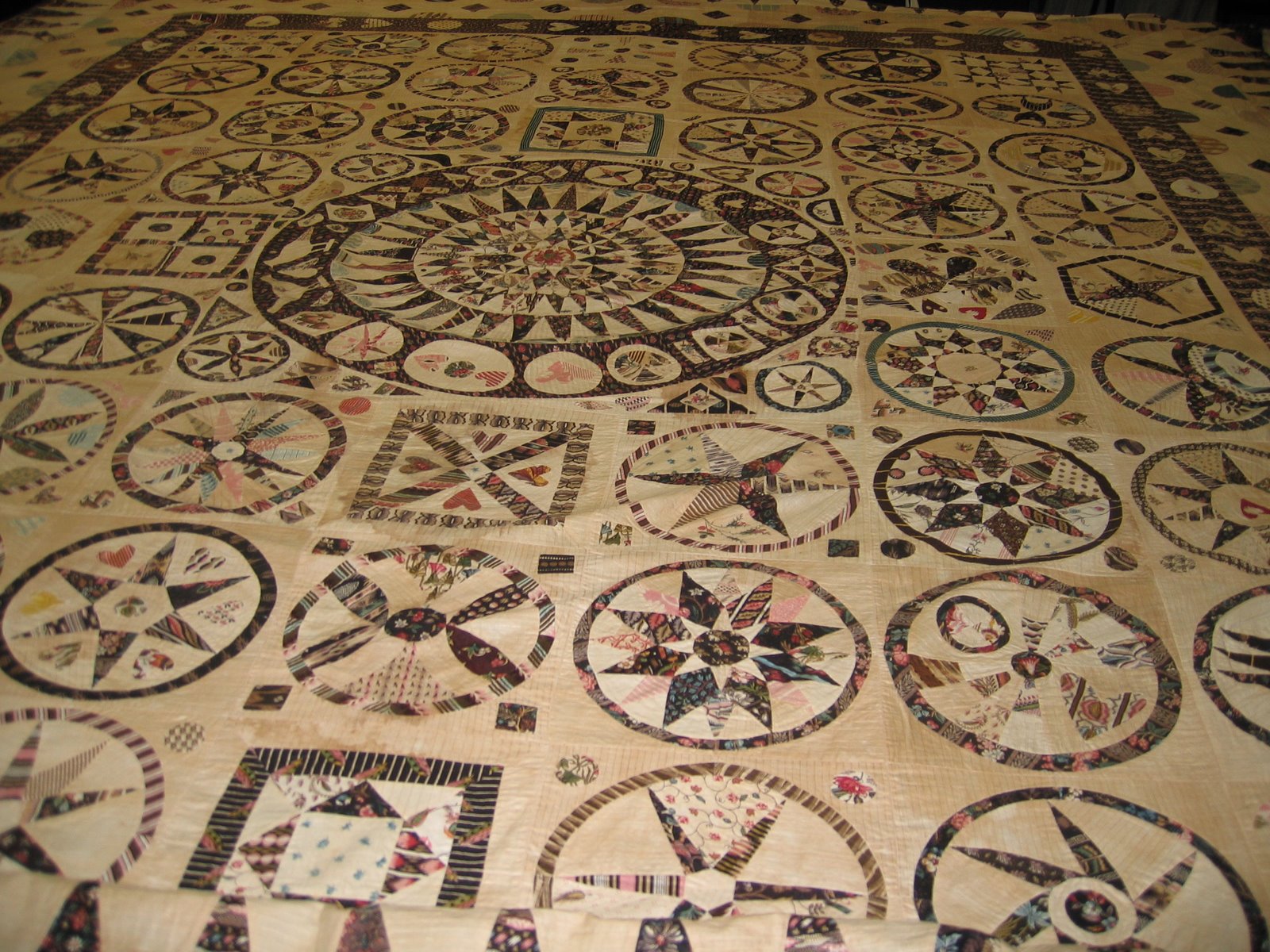 I SEW QUILTS Cheltenham Museum Quilts