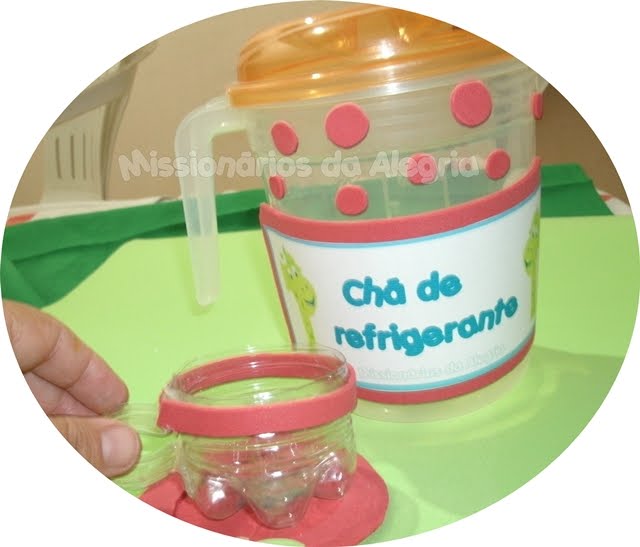 Projeto Missionários da Alegria Jarra e Xícara Aparador Negro Segunda Mano ~ Projeto Missionários da Alegria Jarra e Xícara