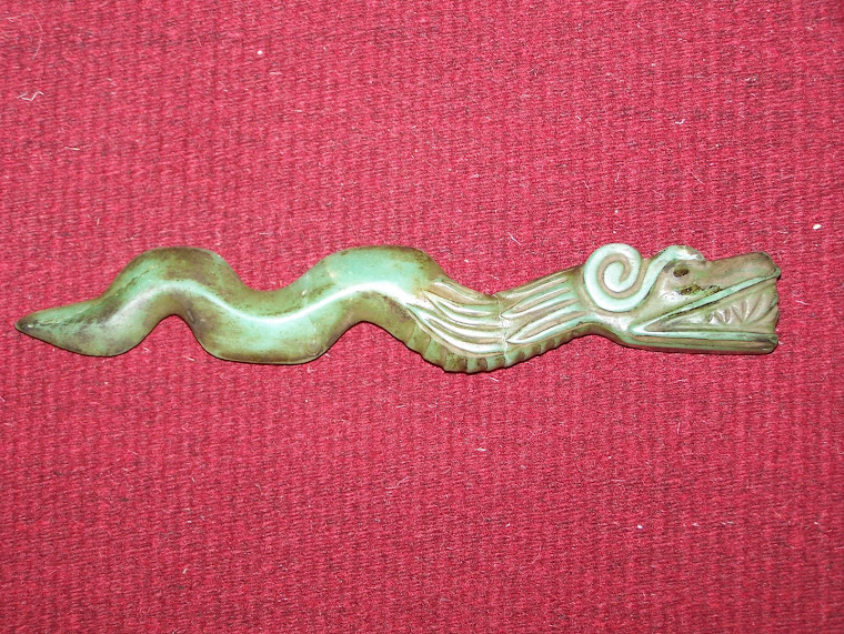 Quetzalcoatl (Kukulcan) ceremonial knife