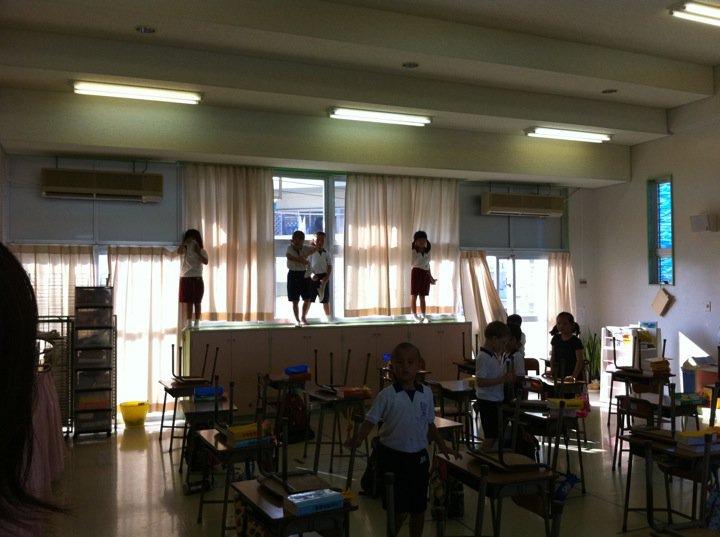Japanese School Cleaning