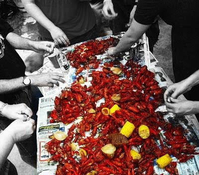 Crawfish+boil+invitation