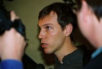 [schumacher+protesters2.jpg]