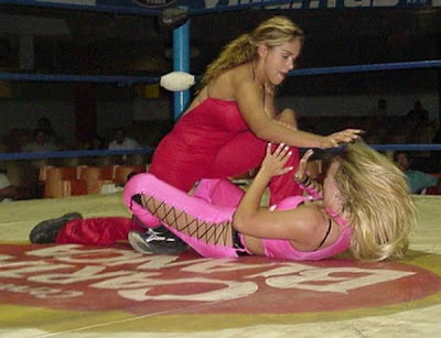 Diana la Cazadora - Luchadoras Diana la Cazadora - Luchadoras