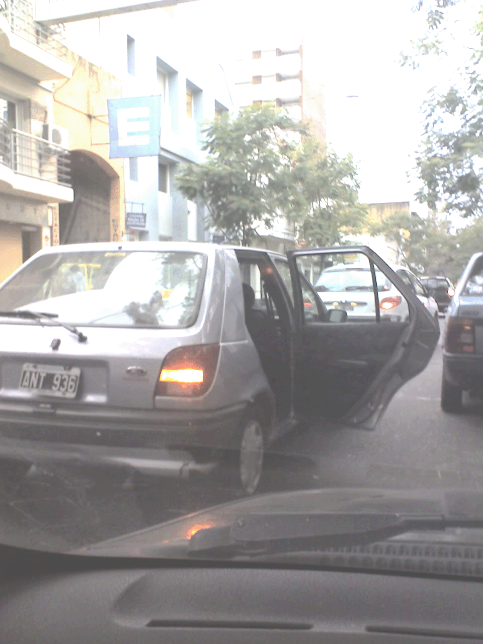 [02-08-07_0843+copia.gif]