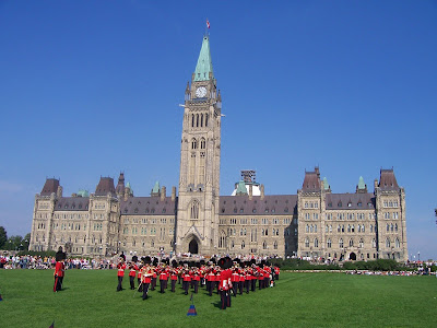 Labels: Canada, news media,