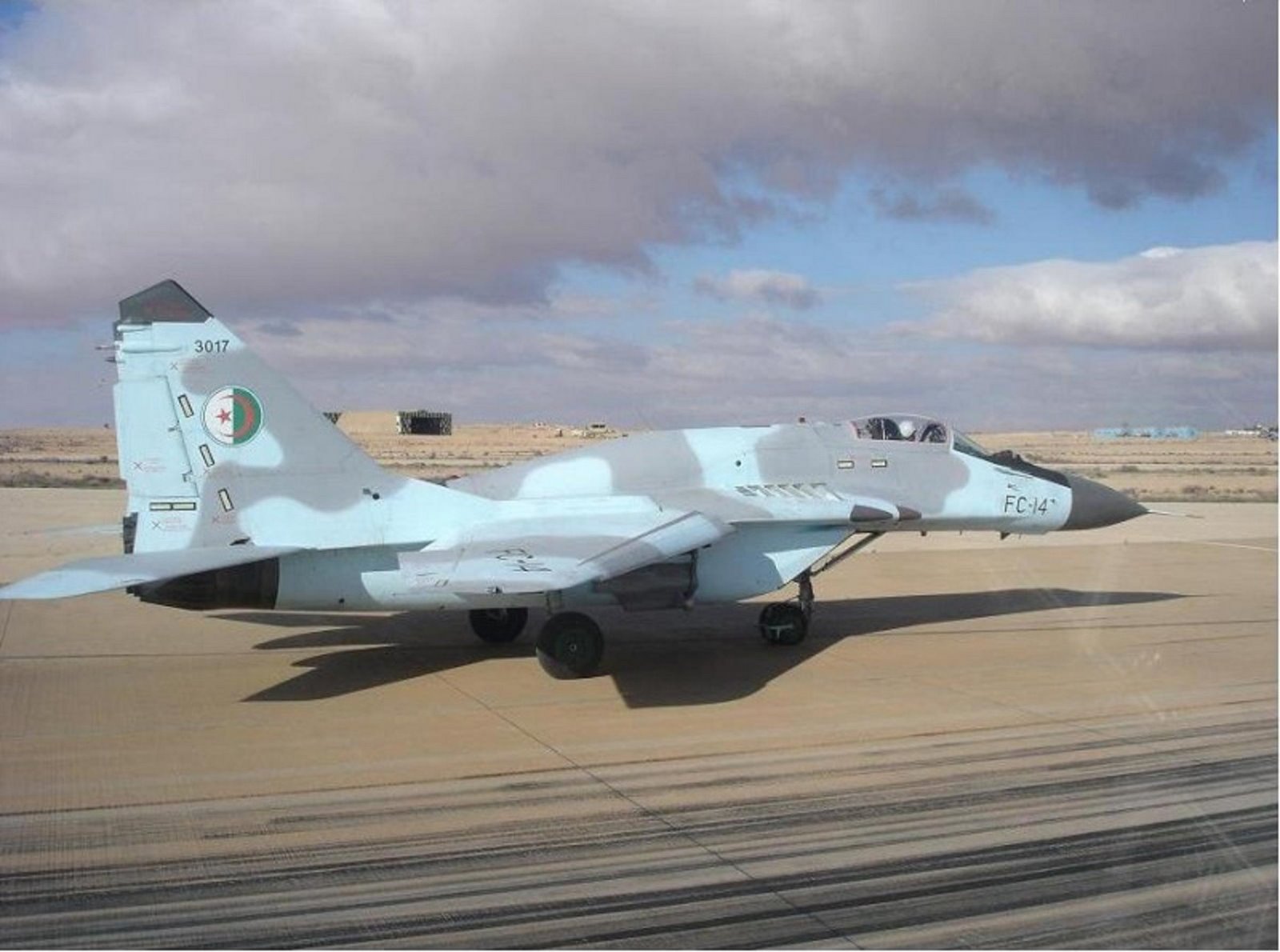 MIG-29SMT%2BFC-14%2B3017%2BARGELINO%2B1.JPG