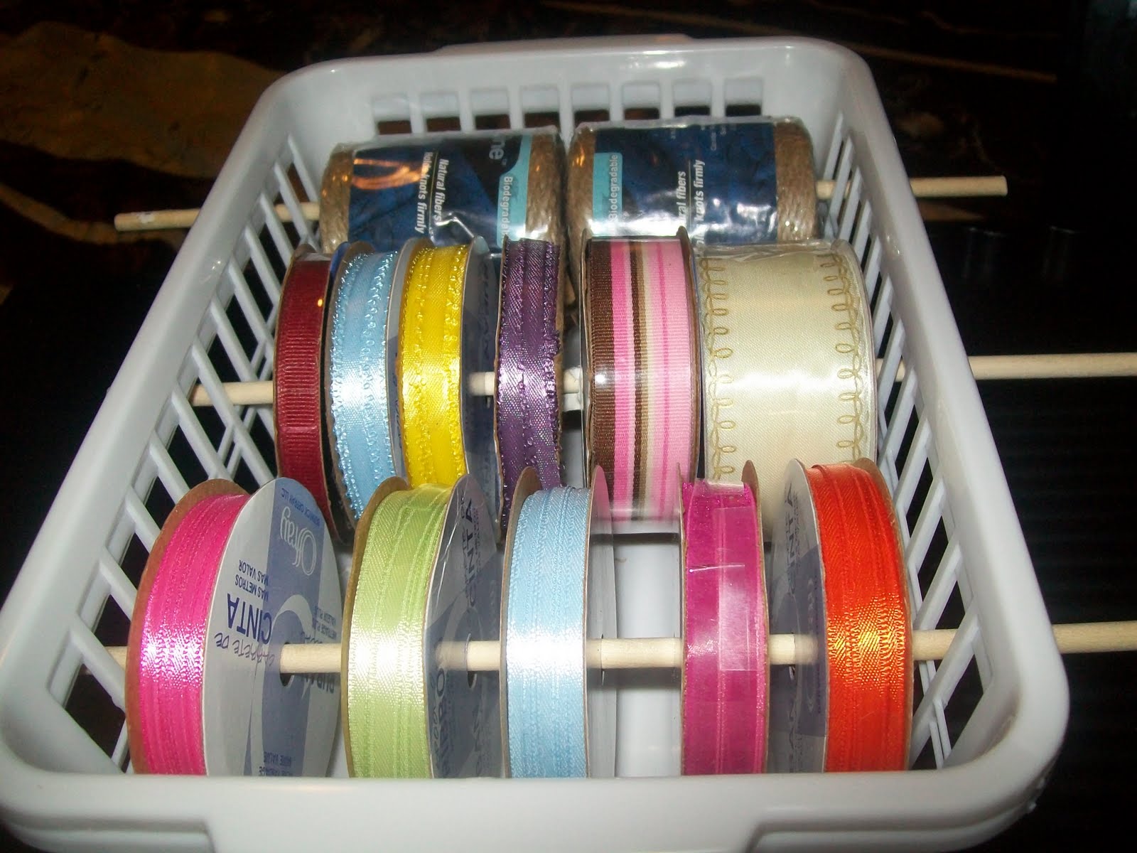easy ribbon storage Buildeth Her House