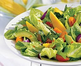 [Sue's+Dreamy+Mid-Summer+Salad+.jpg]