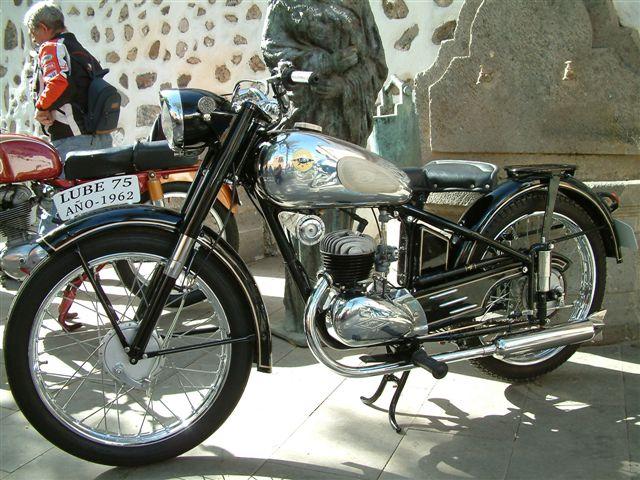 [DSCF0031+(Small).JPG]