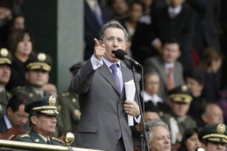Presidente colombiano, Álvaro Uribe